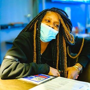 Meet your Posher, Janai